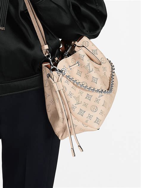 louis vuitton bella tote review